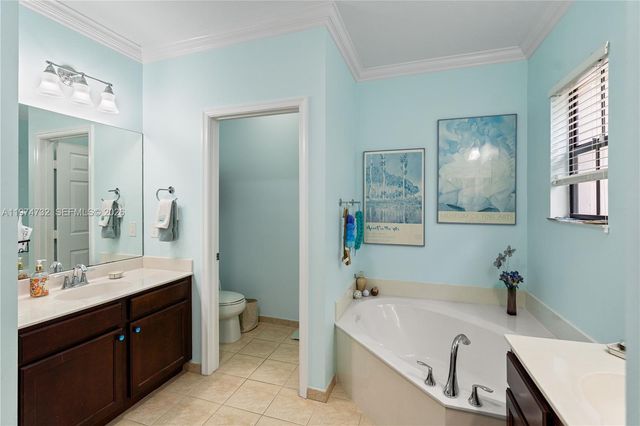 6073 Grand Cypress Cir W, Coconut Creek, FL 33073