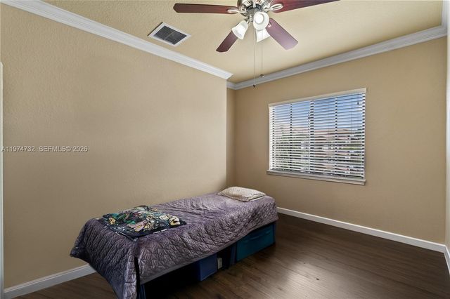 6073 Grand Cypress Cir W, Coconut Creek, FL 33073