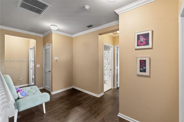 6073 Grand Cypress Cir W, Coconut Creek, FL 33073