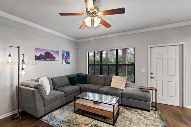 6073 Grand Cypress Cir W, Coconut Creek, FL 33073