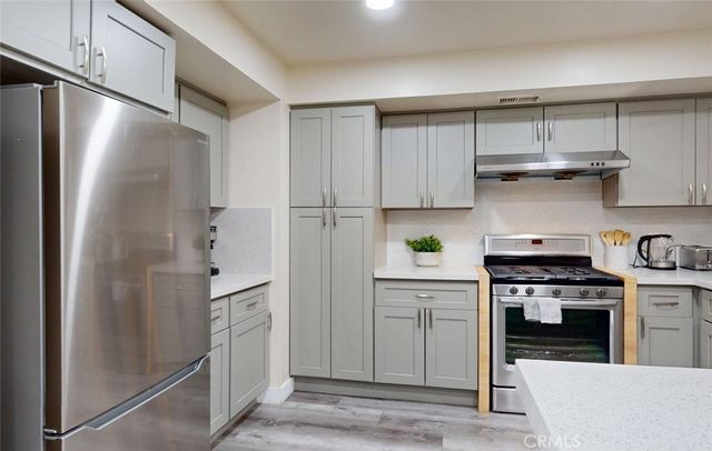 6631 Walton, Huntington Beach, CA 92647