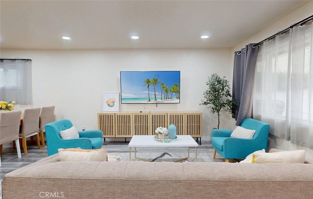 6631 Walton, Huntington Beach, CA 92647