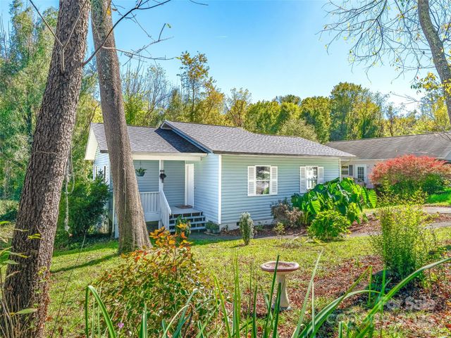 2 Wilson Creek Drive, Asheville, NC 28803