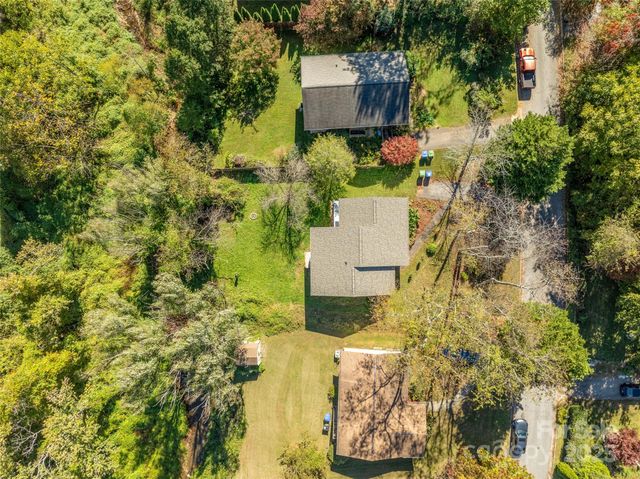 2 Wilson Creek Drive, Asheville, NC 28803