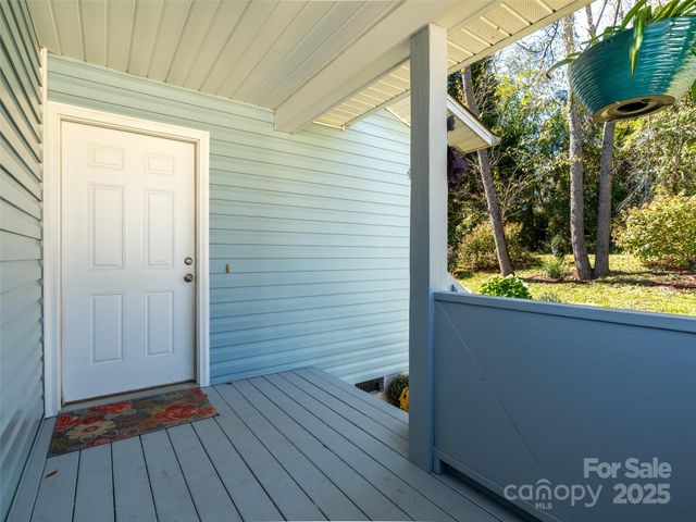 2 Wilson Creek Drive, Asheville, NC 28803