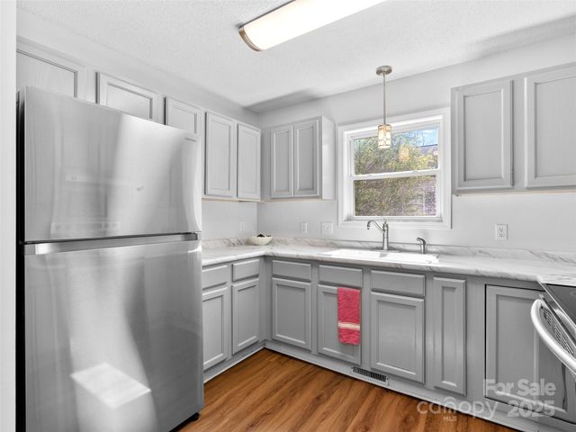 2 Wilson Creek Drive, Asheville, NC 28803
