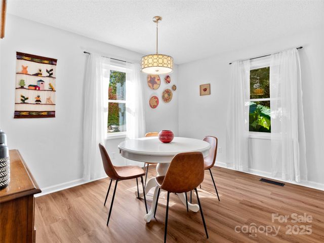 2 Wilson Creek Drive, Asheville, NC 28803