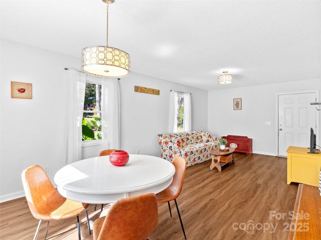 2 Wilson Creek Drive, Asheville, NC 28803