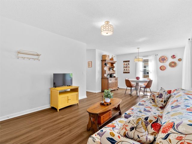 2 Wilson Creek Drive, Asheville, NC 28803