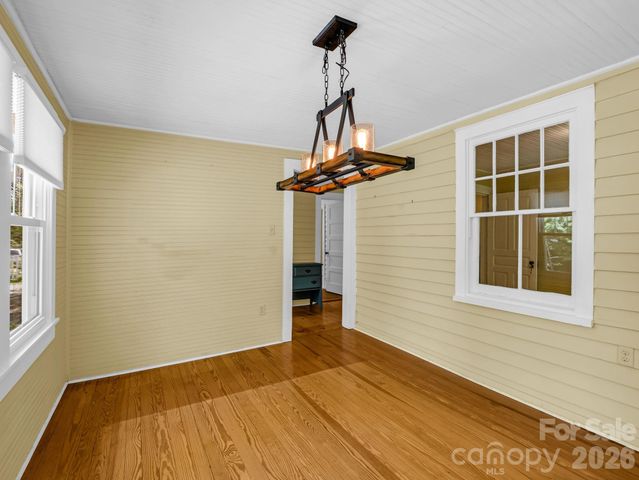 808 Montreat Road, Black Mountain, NC 28711