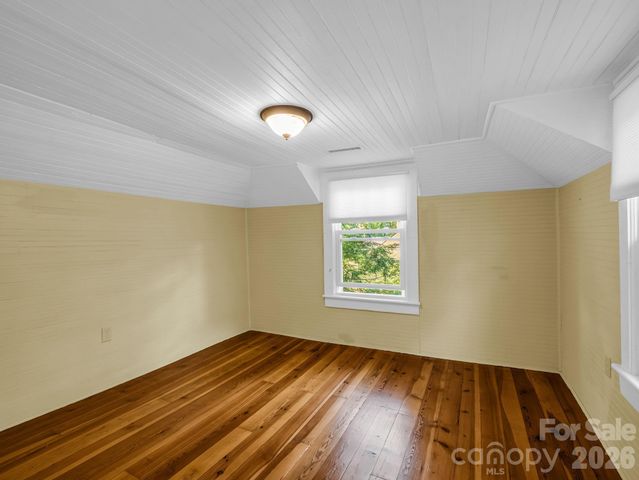 808 Montreat Road, Black Mountain, NC 28711