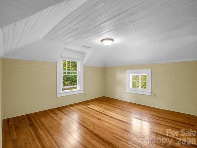 808 Montreat Road, Black Mountain, NC 28711