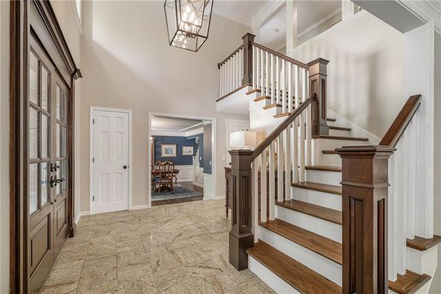 8525 Briar Lane, Prairie Village, KS 66207