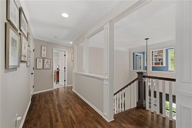 8525 Briar Lane, Prairie Village, KS 66207