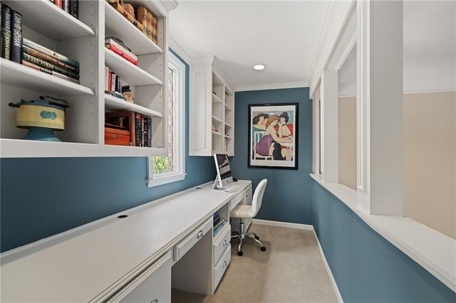 8525 Briar Lane, Prairie Village, KS 66207