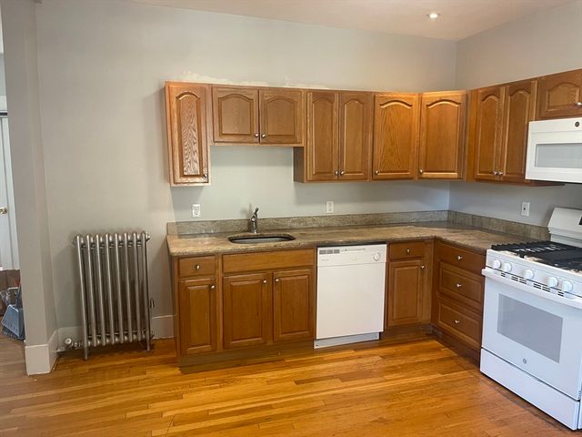 4 Blaney Street 2, Swampscott, MA 01907