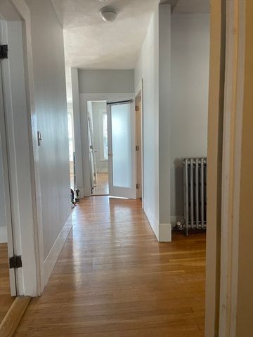 4 Blaney Street 2, Swampscott, MA 01907