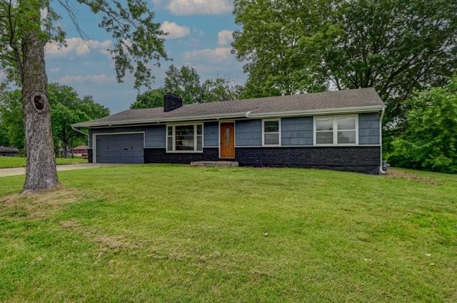 4407 S Phelps Road, Independence, MO 64055