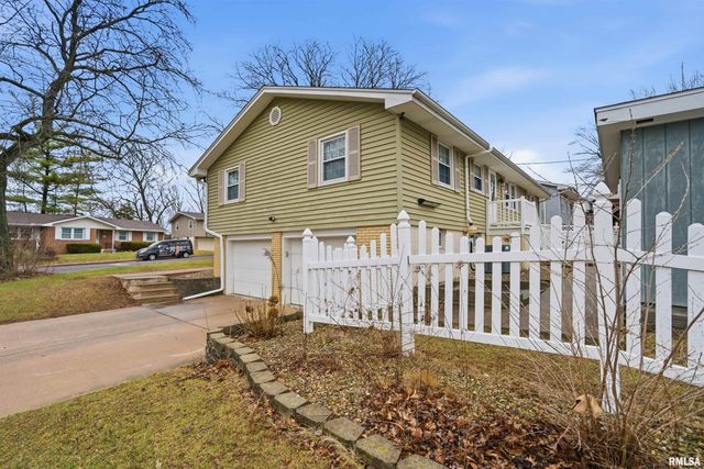 2820 W HUNTINGTON Drive, Peoria, IL 61614