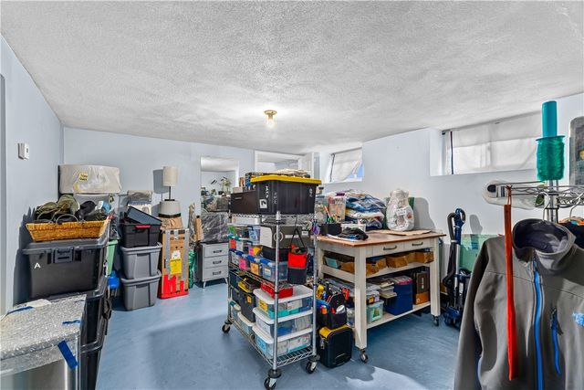 80 Hillside Avenue, Providence, RI 02906