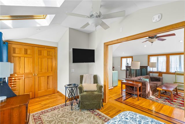 80 Hillside Avenue, Providence, RI 02906