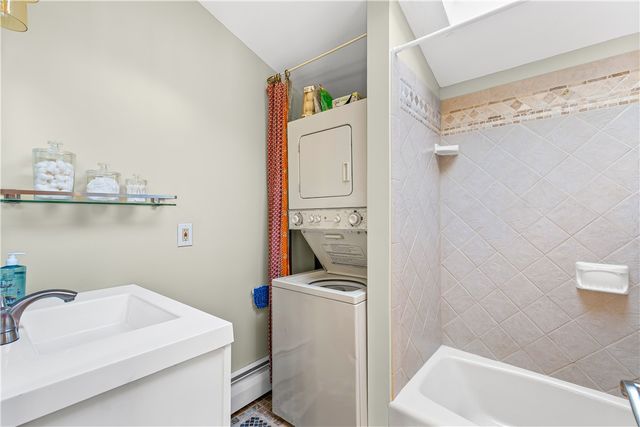 80 Hillside Avenue, Providence, RI 02906