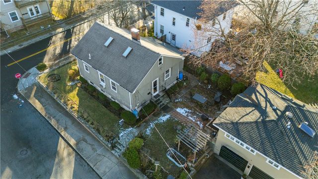 80 Hillside Avenue, Providence, RI 02906