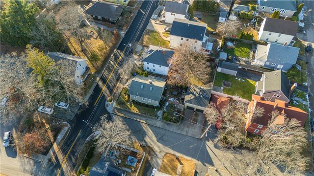 80 Hillside Avenue, Providence, RI 02906