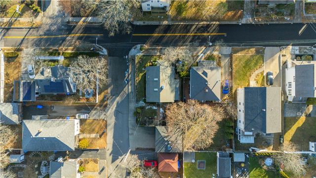 80 Hillside Avenue, Providence, RI 02906