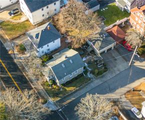 80 Hillside Avenue, Providence, RI 02906