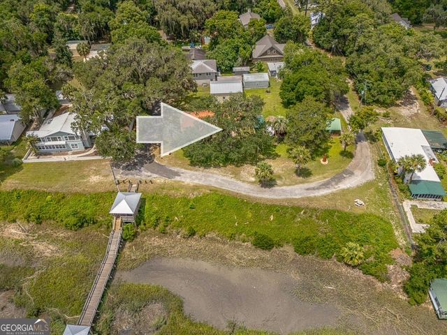 1291 River Street NE, Townsend, GA 31331