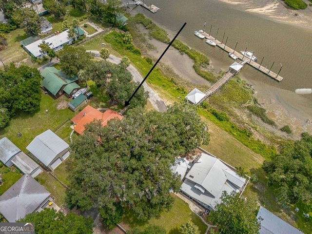 1291 River Street NE, Townsend, GA 31331