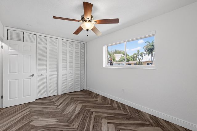 8580 NW 12th Street, Pembroke Pines, FL 33024