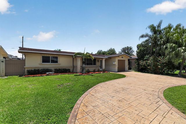 8580 NW 12th Street, Pembroke Pines, FL 33024