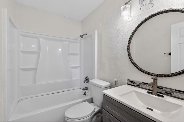 8580 NW 12th Street, Pembroke Pines, FL 33024