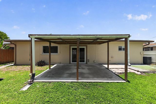 8580 NW 12th Street, Pembroke Pines, FL 33024