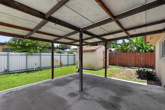 8580 NW 12th Street, Pembroke Pines, FL 33024