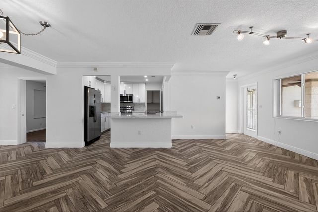 8580 NW 12th Street, Pembroke Pines, FL 33024