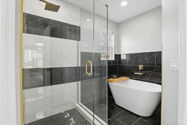 320 Bridle Pass Way, Monroe, OH 45050