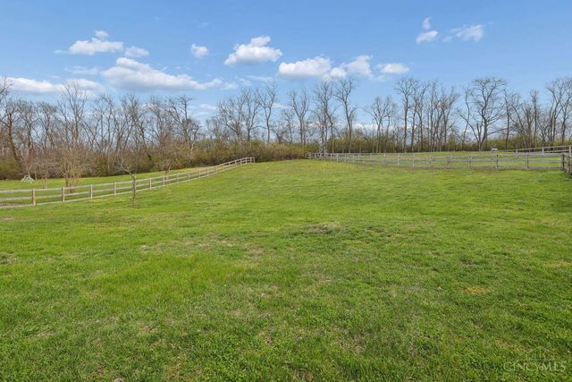 320 Bridle Pass Way, Monroe, OH 45050