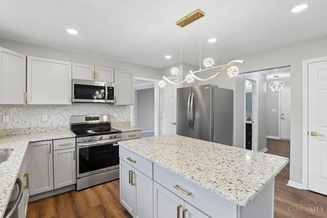 320 Bridle Pass Way, Monroe, OH 45050