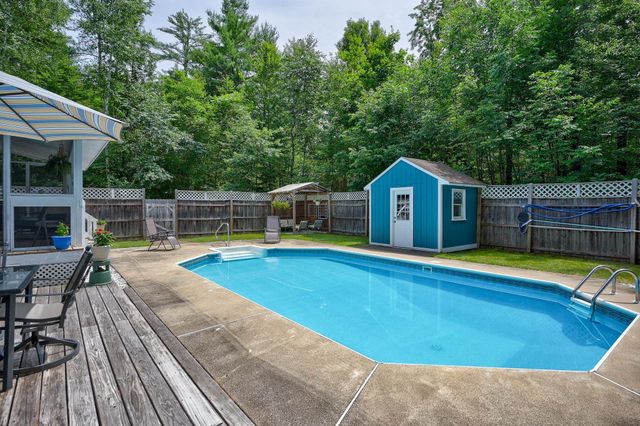 12 Tall Woods Loop, Bartlett, NH 03812