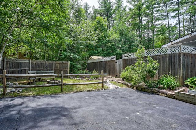 12 Tall Woods Loop, Bartlett, NH 03812
