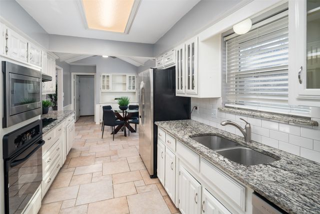 3528 Pinehurst Drive, Plano, TX 75075