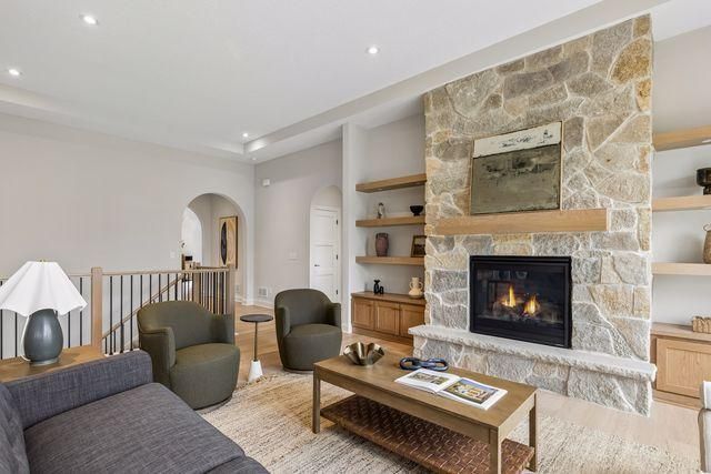 751 W 96th Street, Chanhassen, MN 55317