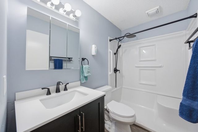 5412 SW 3rd Street, Des Moines, IA 50315