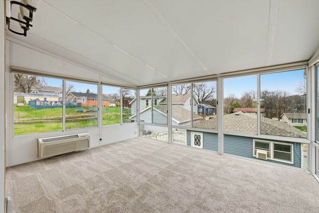 5412 SW 3rd Street, Des Moines, IA 50315