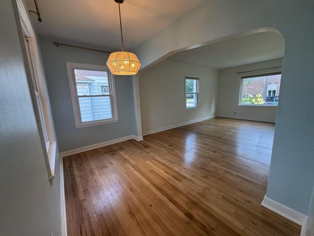 3835 E Holmes AVENUE, Cudahy, WI 53110