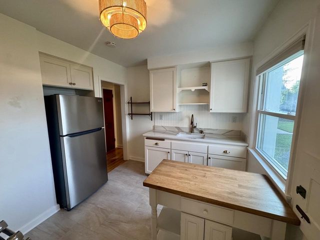 3835 E Holmes AVENUE, Cudahy, WI 53110