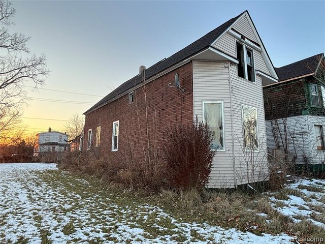 3433 Mcclellan Street, Detroit, MI 48214